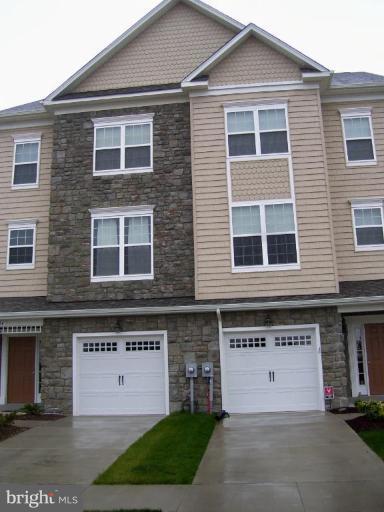 WHISPERING WOODS - Residential Lease