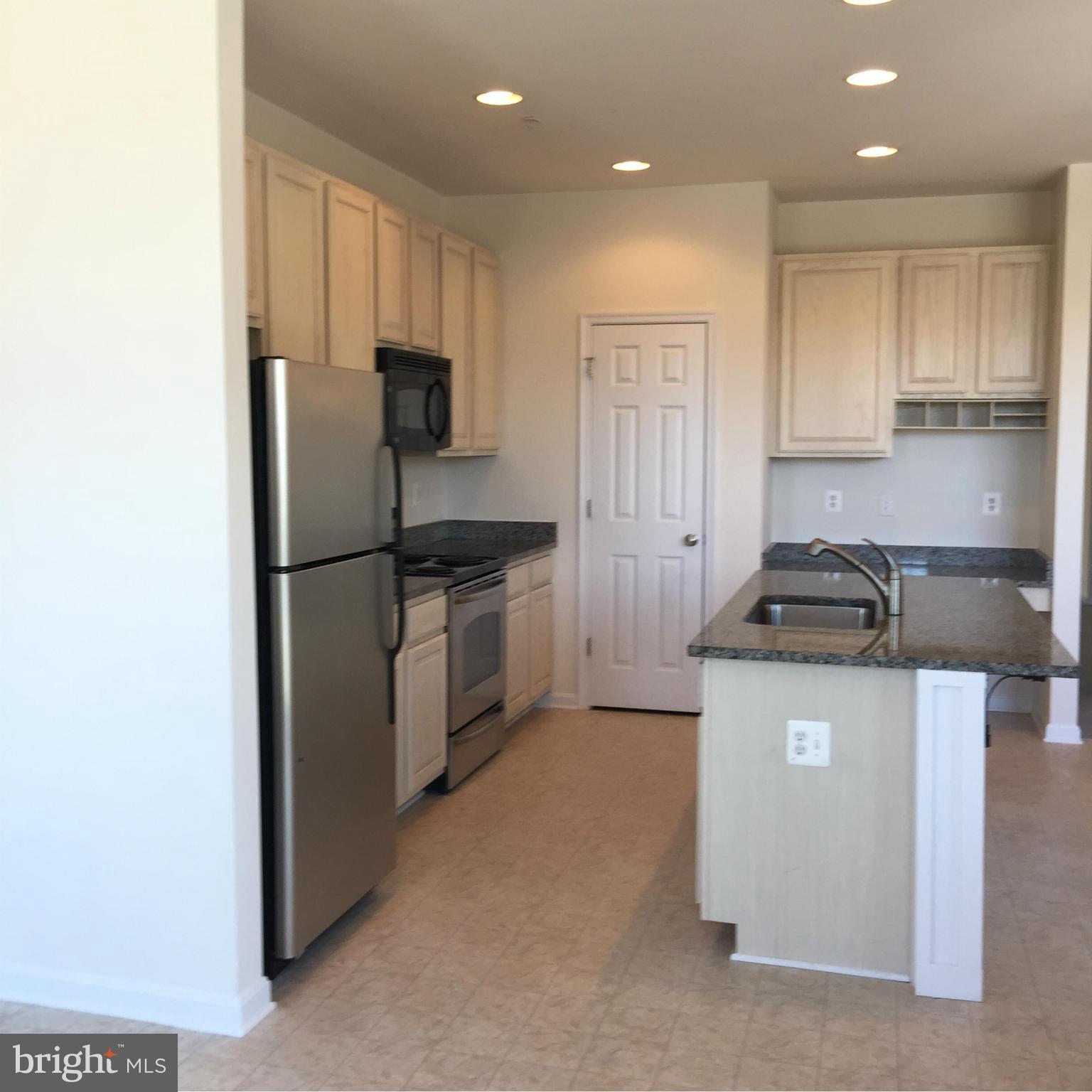 WHISPERING WOODS - Residential Lease