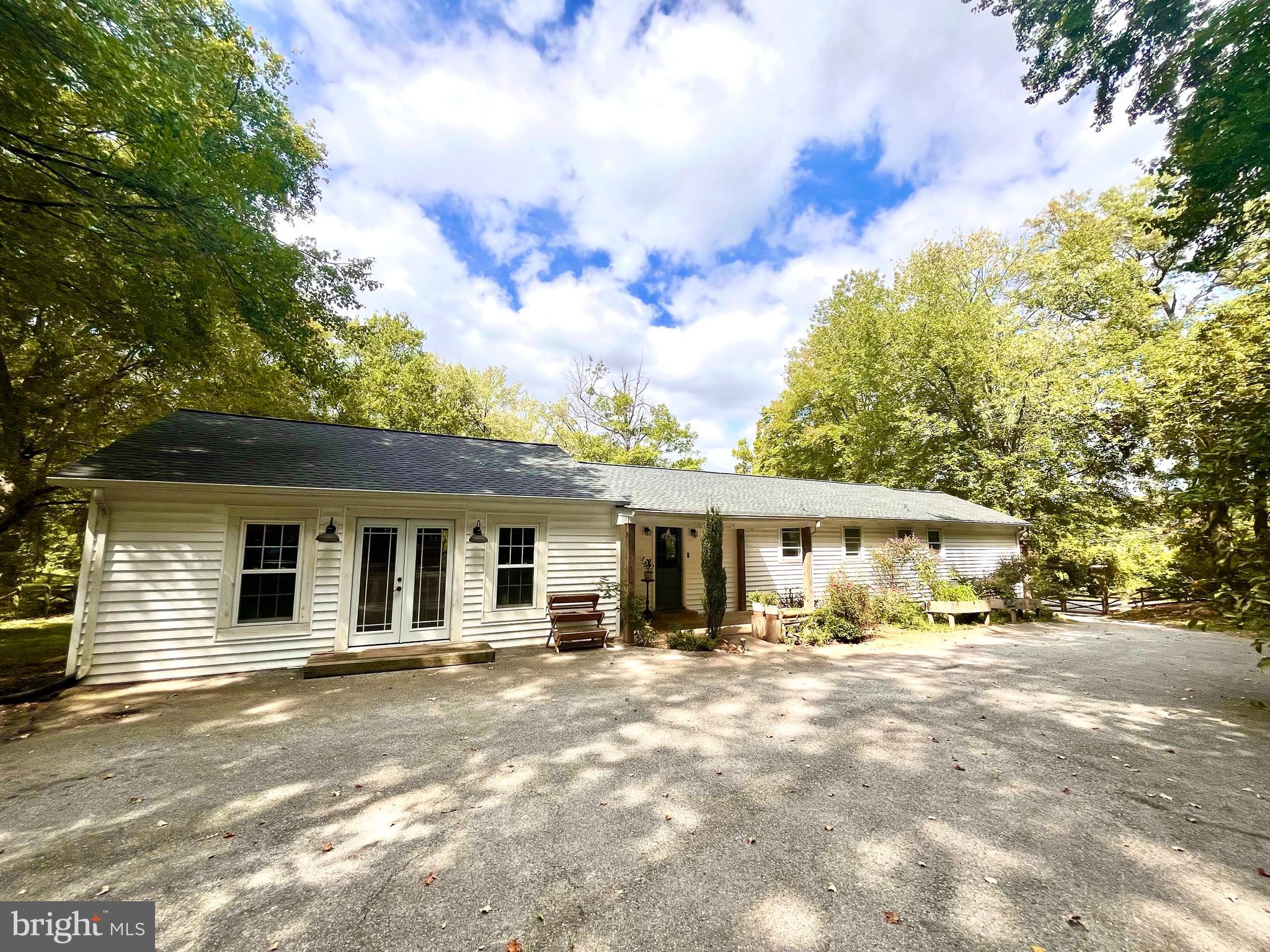 DARNESTOWN OUTSIDE - Residential