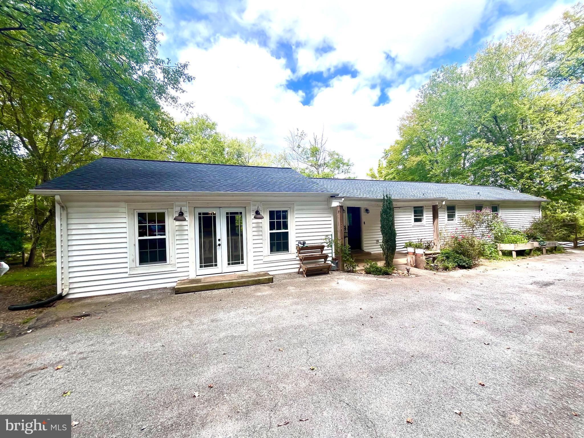 DARNESTOWN OUTSIDE - Residential