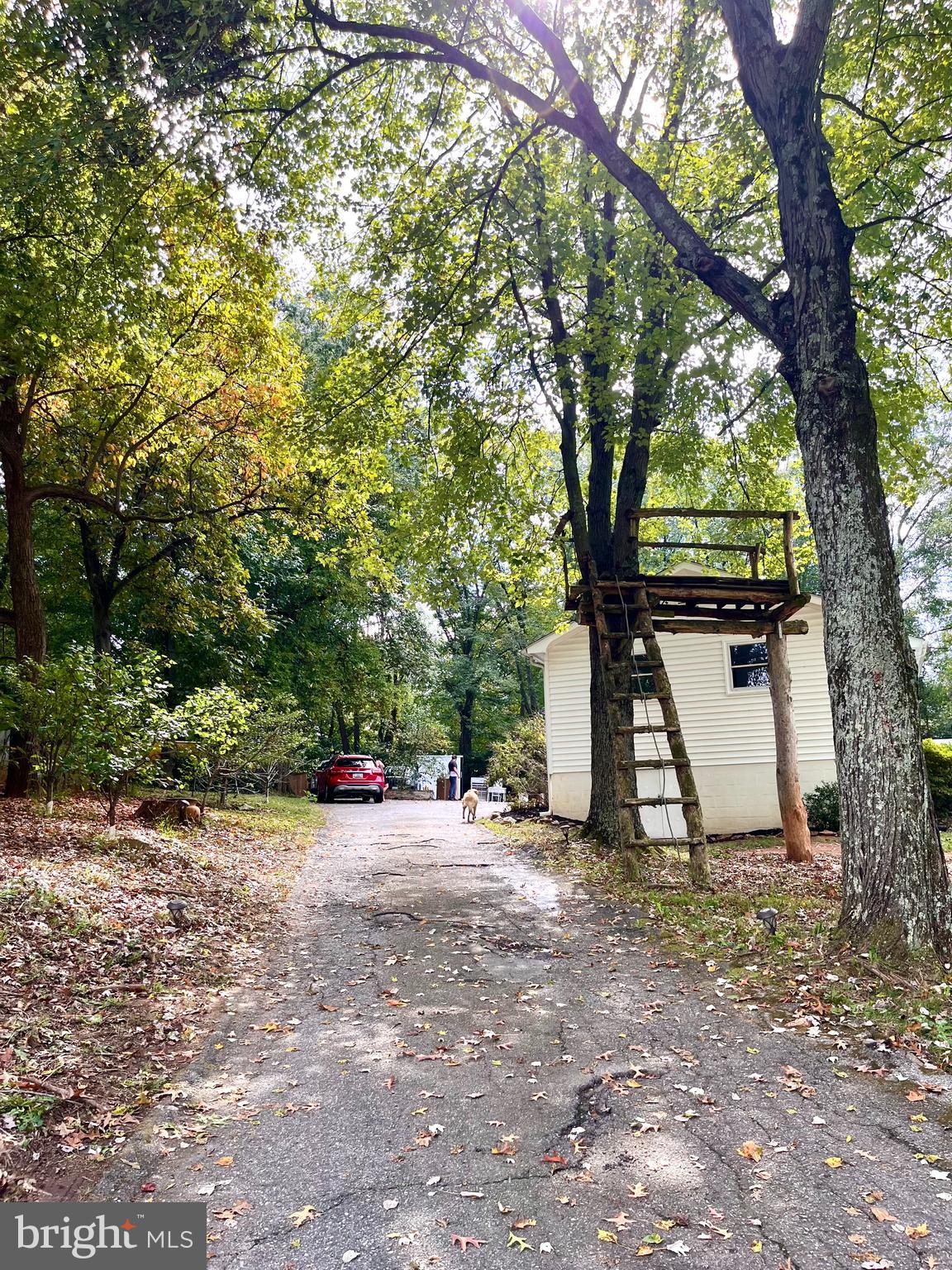 DARNESTOWN OUTSIDE - Residential