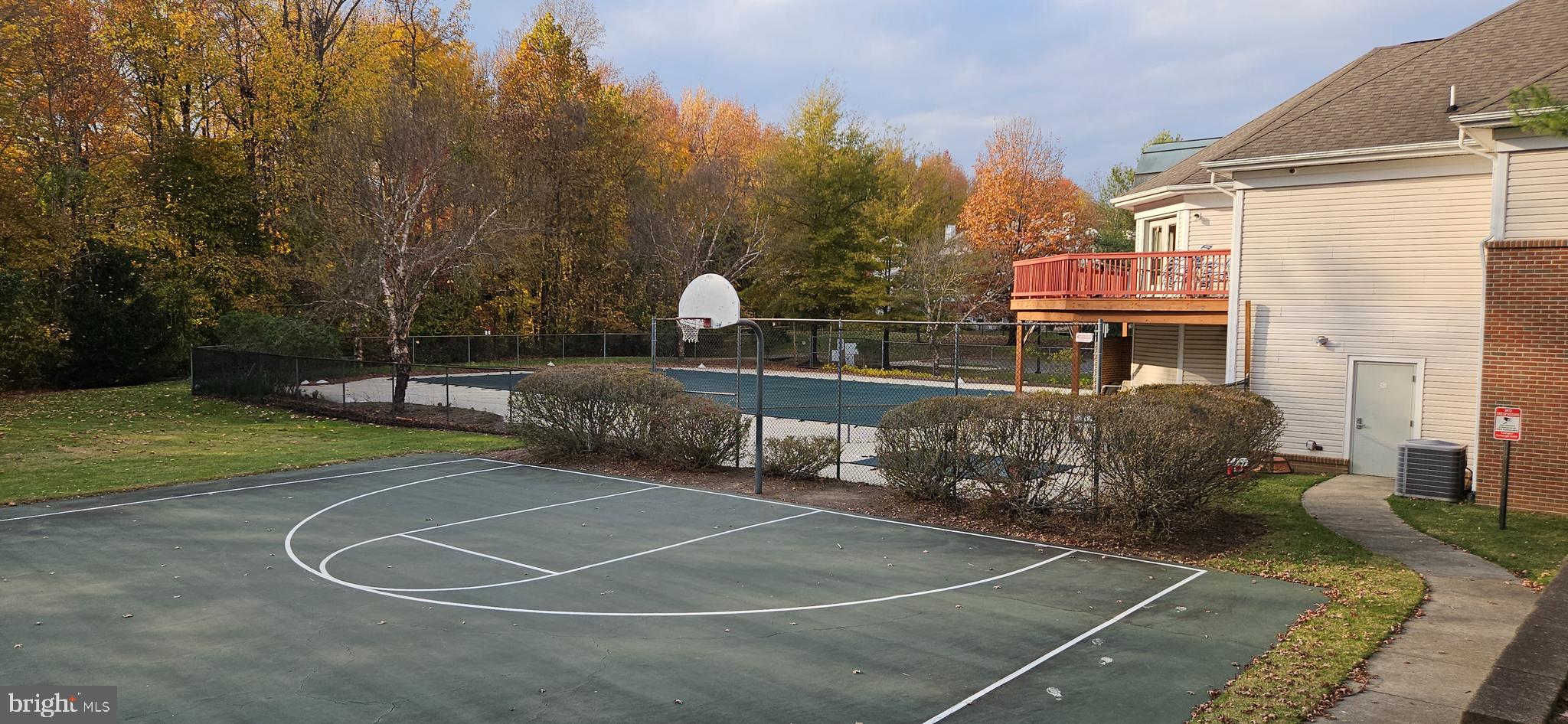 COVINGTON - Residential