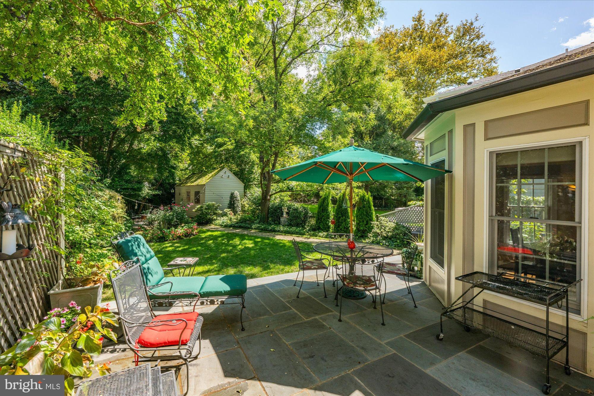 YORKTOWN VILLAGE - Residential