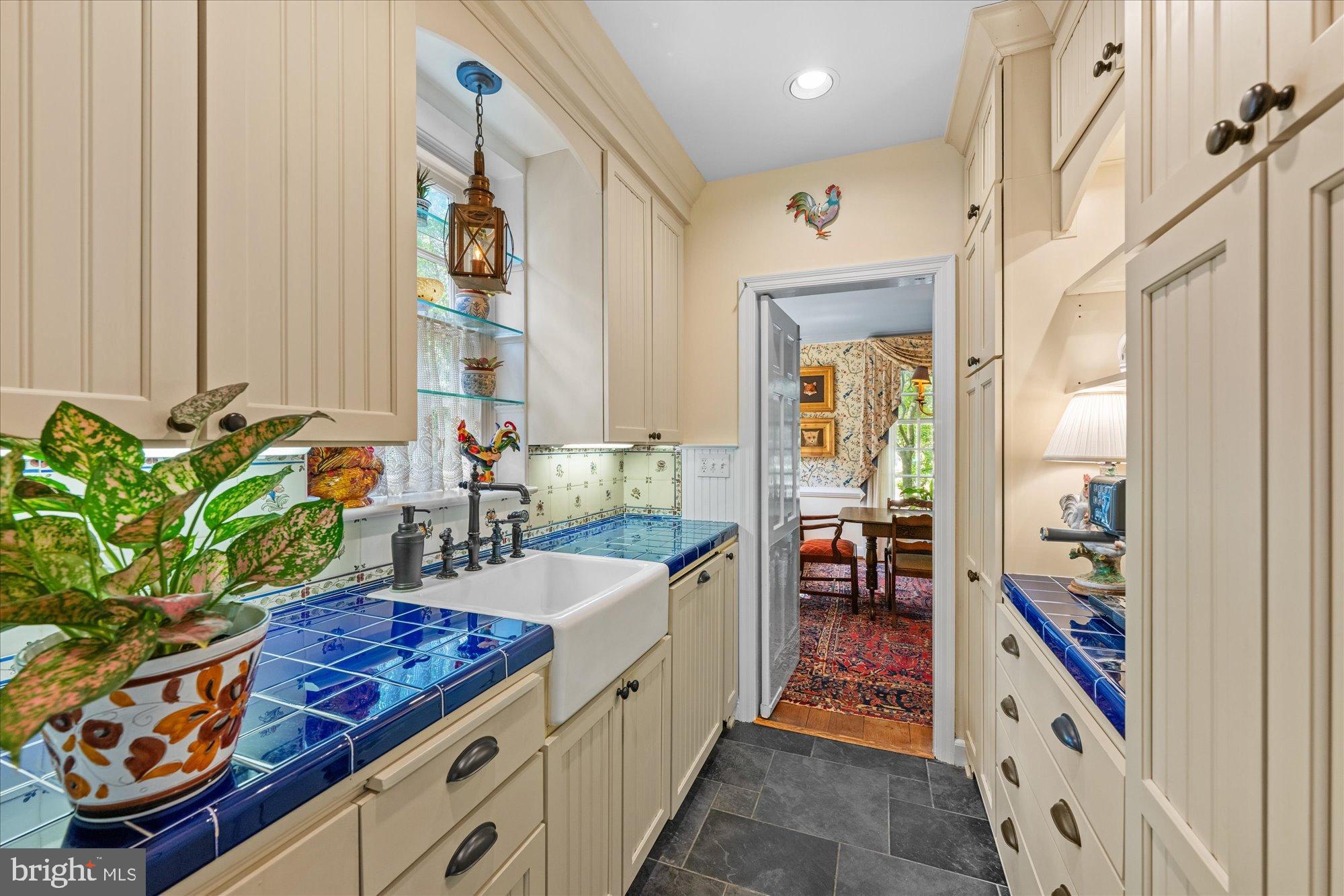 YORKTOWN VILLAGE - Residential