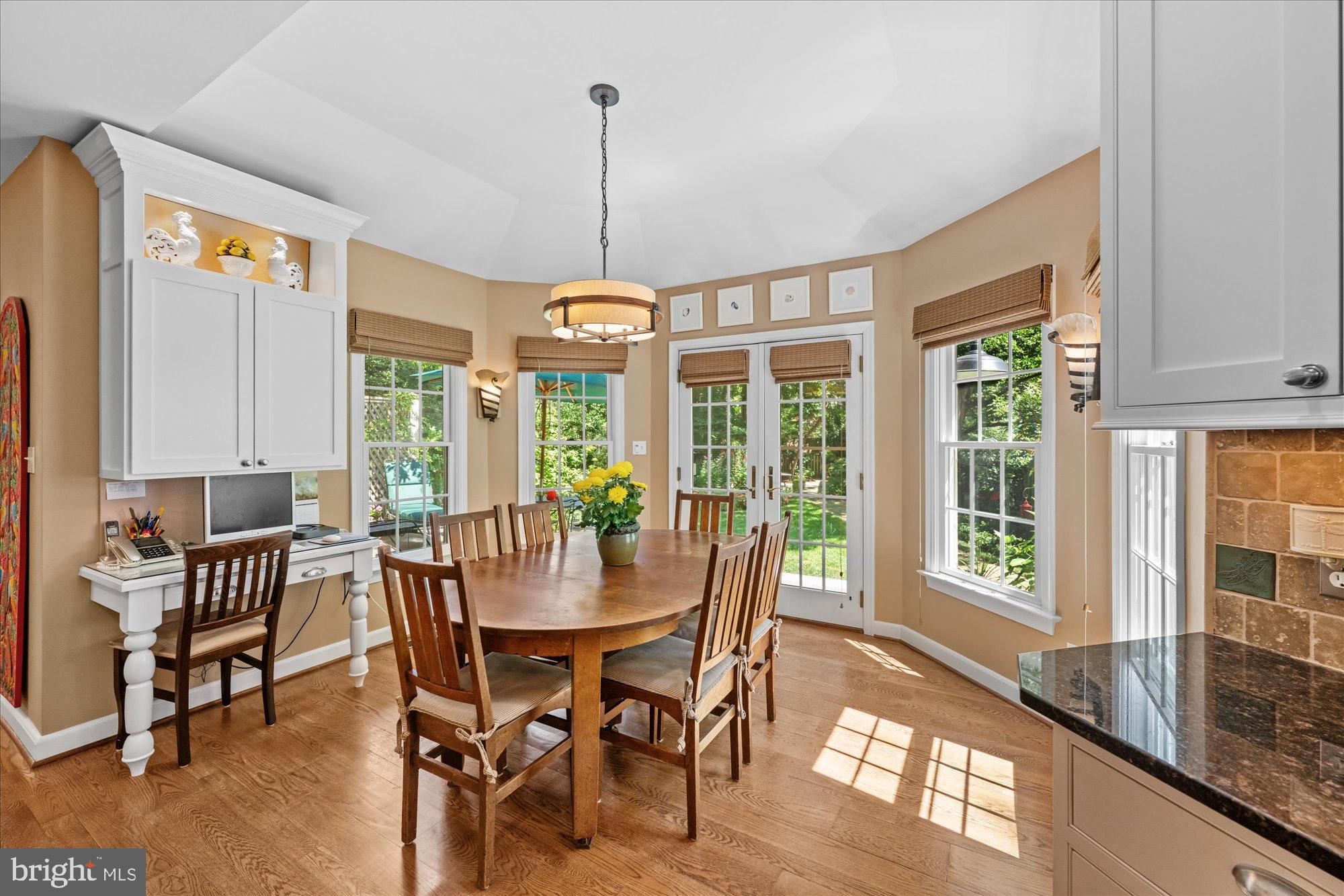 YORKTOWN VILLAGE - Residential