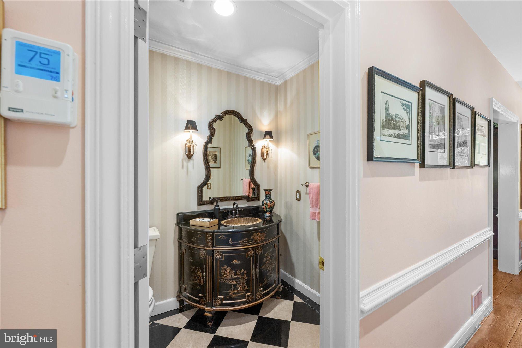 YORKTOWN VILLAGE - Residential