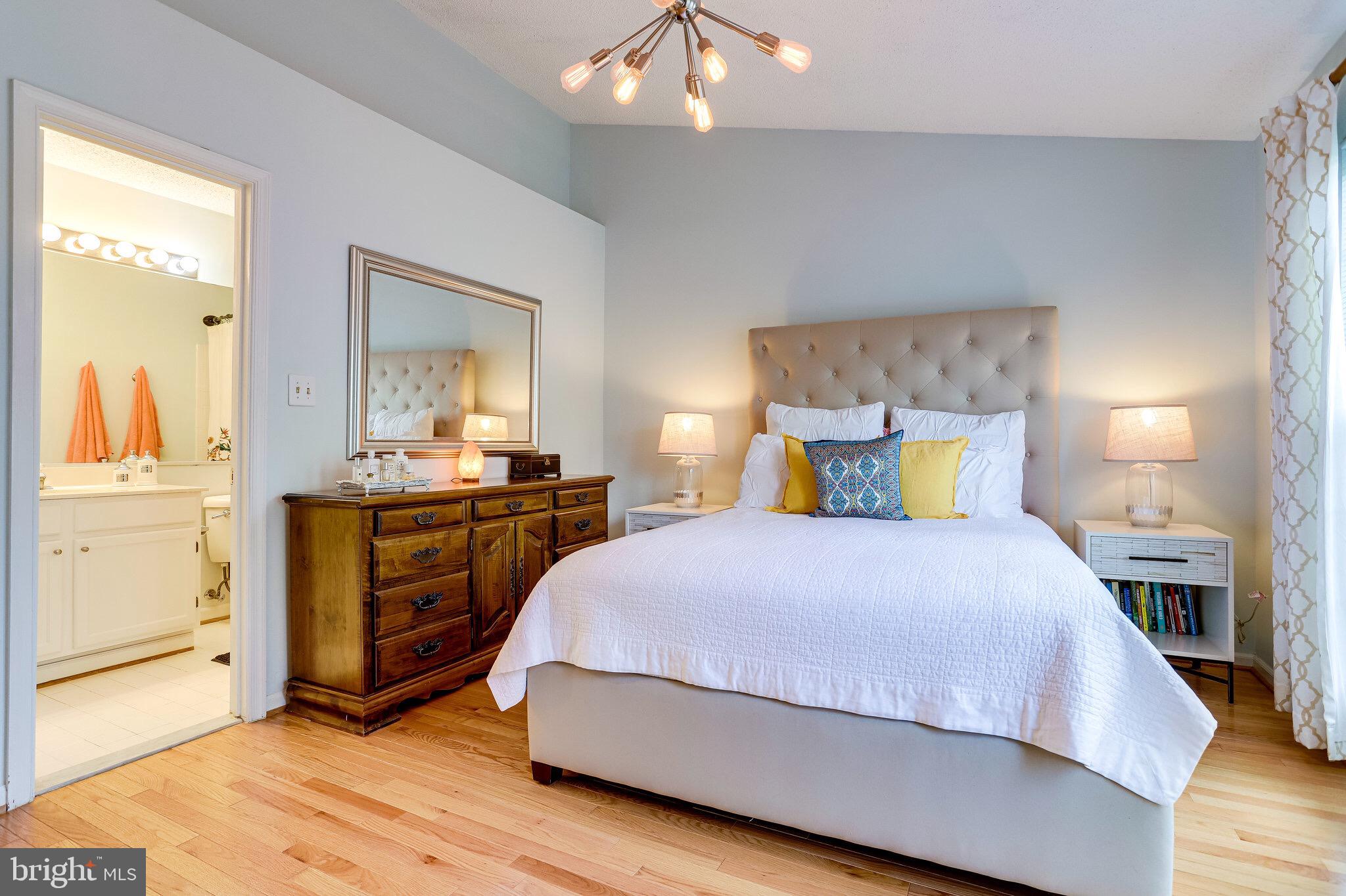 PENDERBROOK - Residential