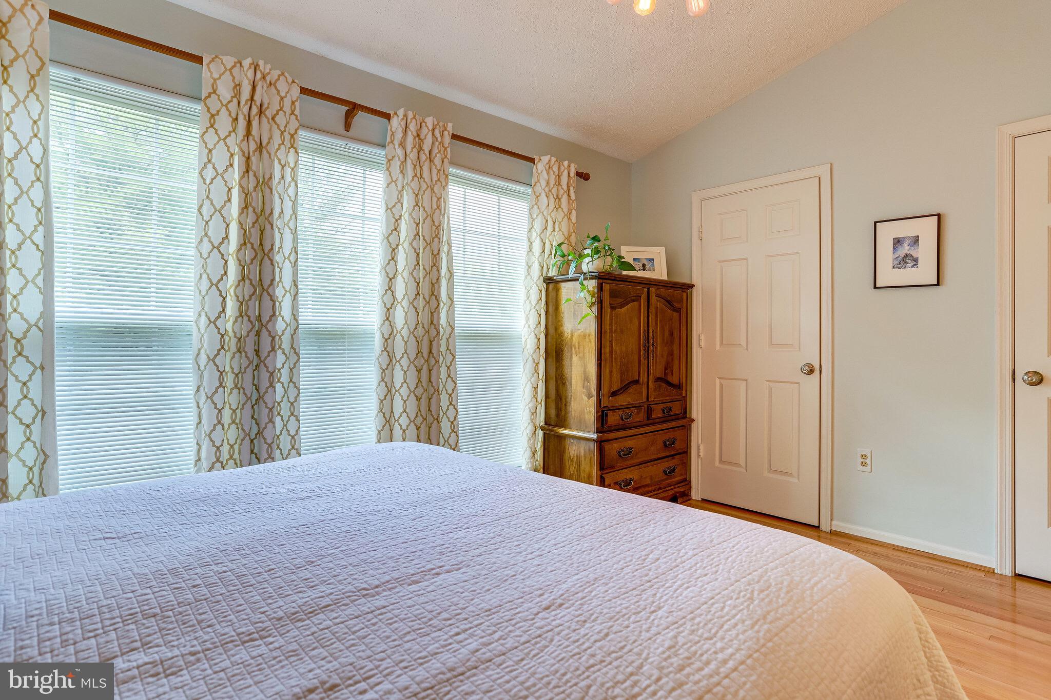 PENDERBROOK - Residential