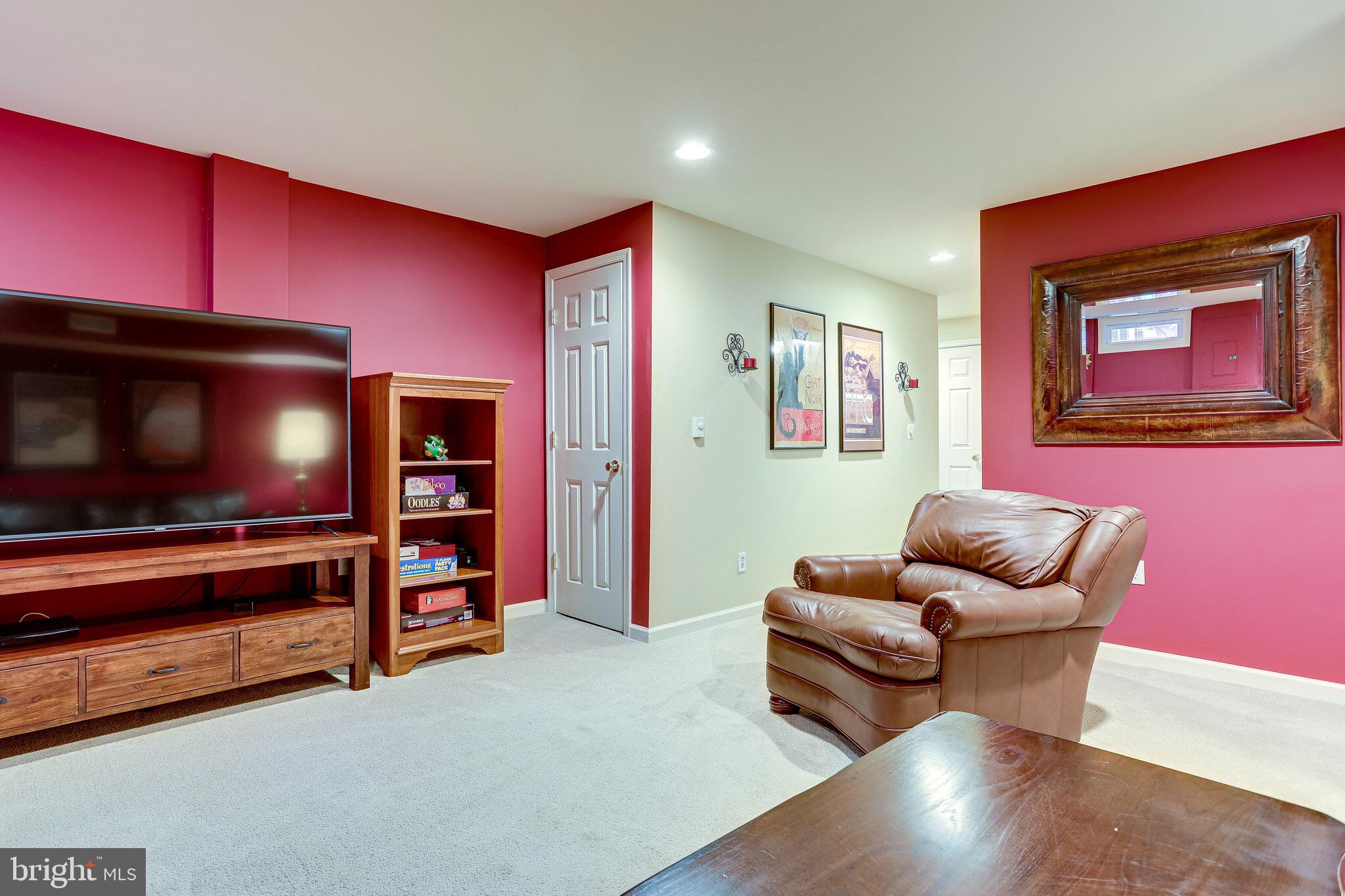 PENDERBROOK - Residential