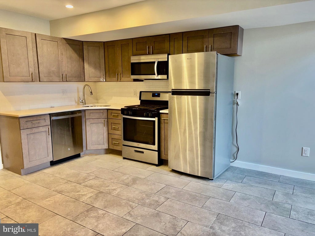 Photo of 4811 Walnut Street, PHILADELPHIA, PA 19139 (MLS # PAPH2655546)