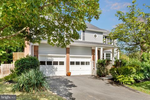 6616 ROCKLAND DRIVE CLIFTON VA 20124