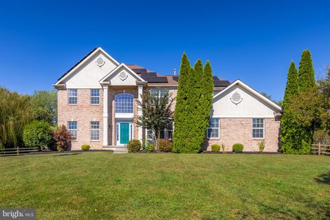 Photo of 5 James Court, WOOLWICH TWP, NJ 08085 (MLS # NJGL2064942)