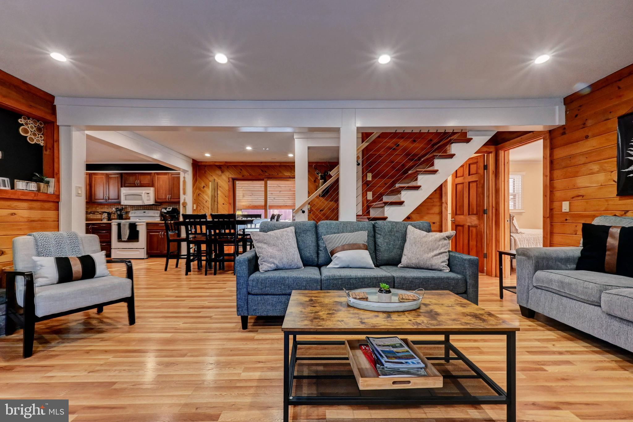 LAKE HARMOY ESTATES - Residential