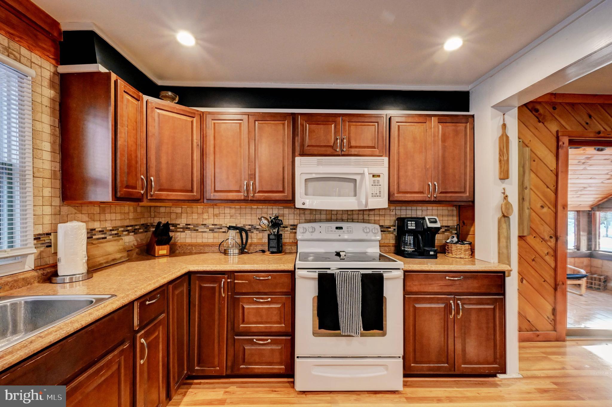 LAKE HARMOY ESTATES - Residential