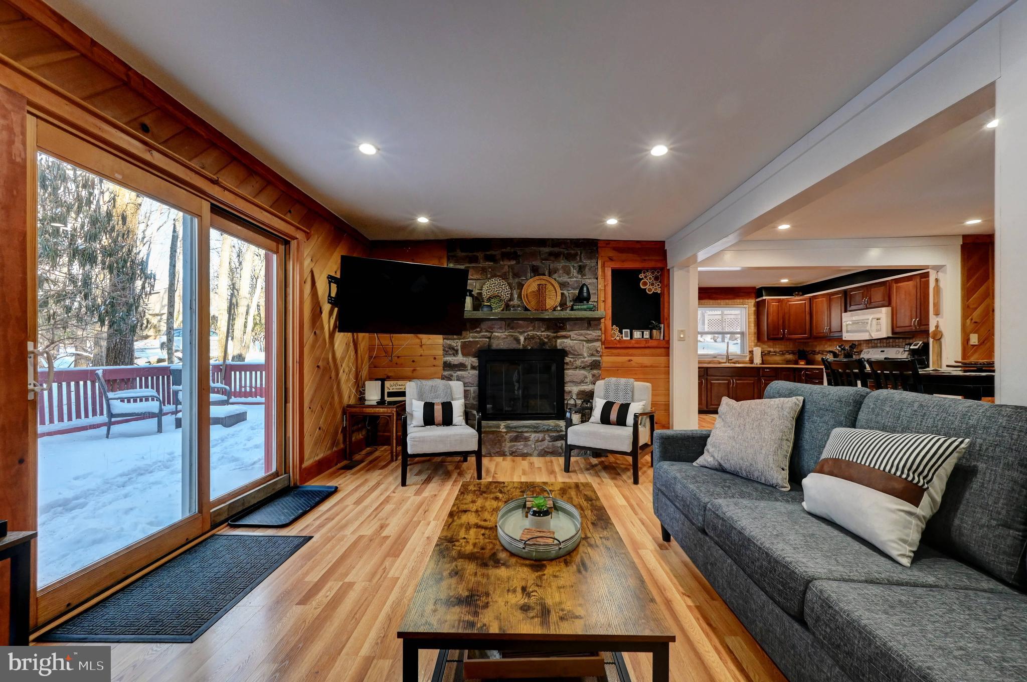 LAKE HARMOY ESTATES - Residential