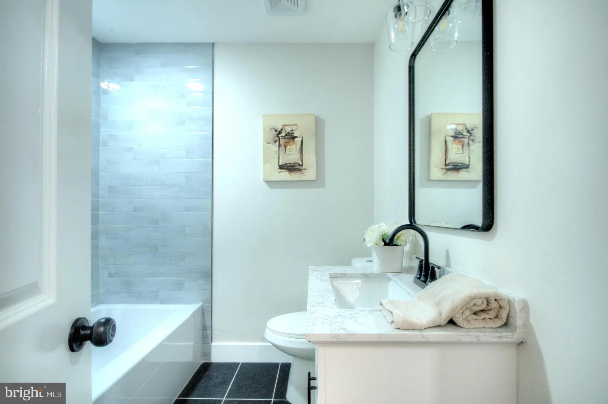 Sicklerville, New Jersey 08081, United States, 3 Bedrooms Bedrooms, ,2 BathroomsBathrooms,Residential,Active,163603