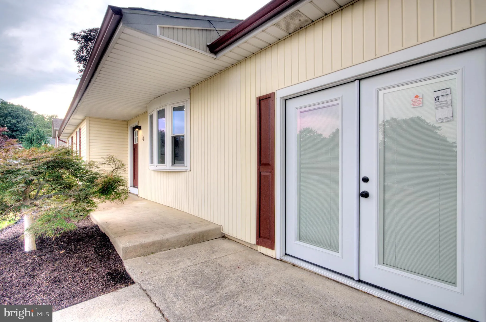 Sicklerville, New Jersey 08081, United States, 3 Bedrooms Bedrooms, ,2 BathroomsBathrooms,Residential,Active,163603