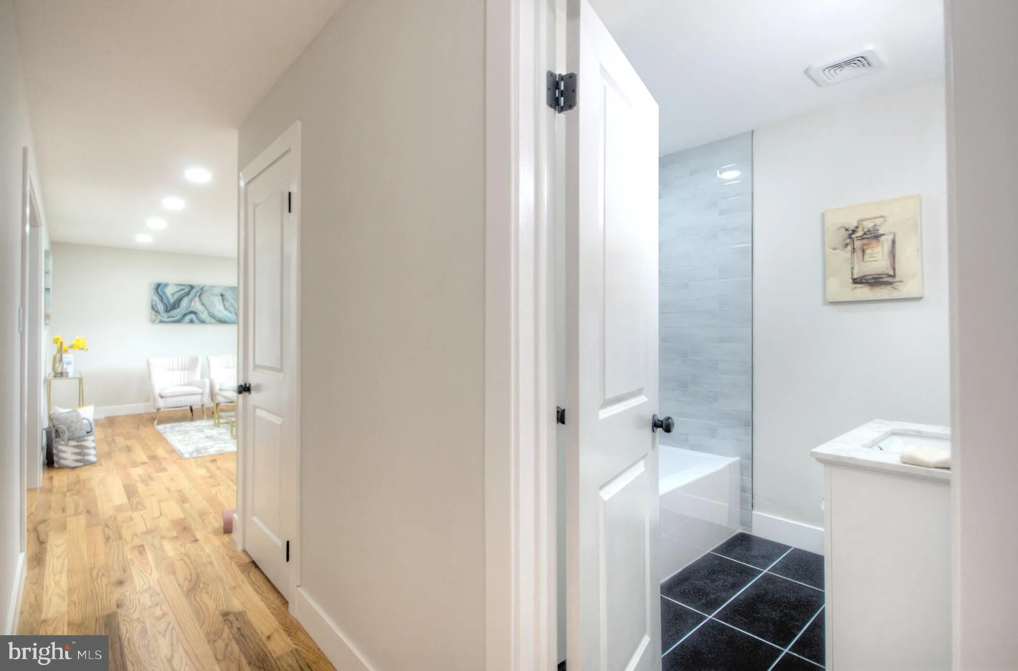 Sicklerville, New Jersey 08081, United States, 3 Bedrooms Bedrooms, ,2 BathroomsBathrooms,Residential,Active,163603