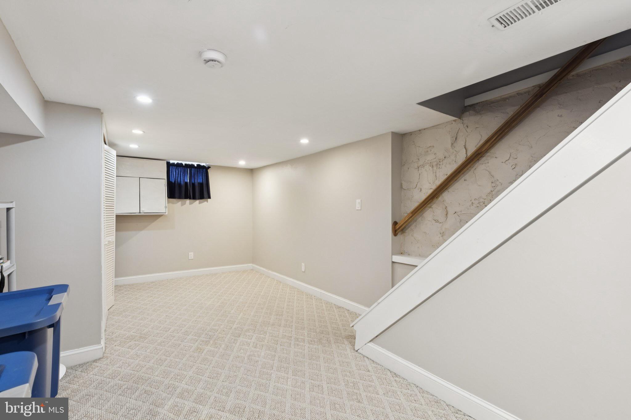 FAIRMOUNT - Residential