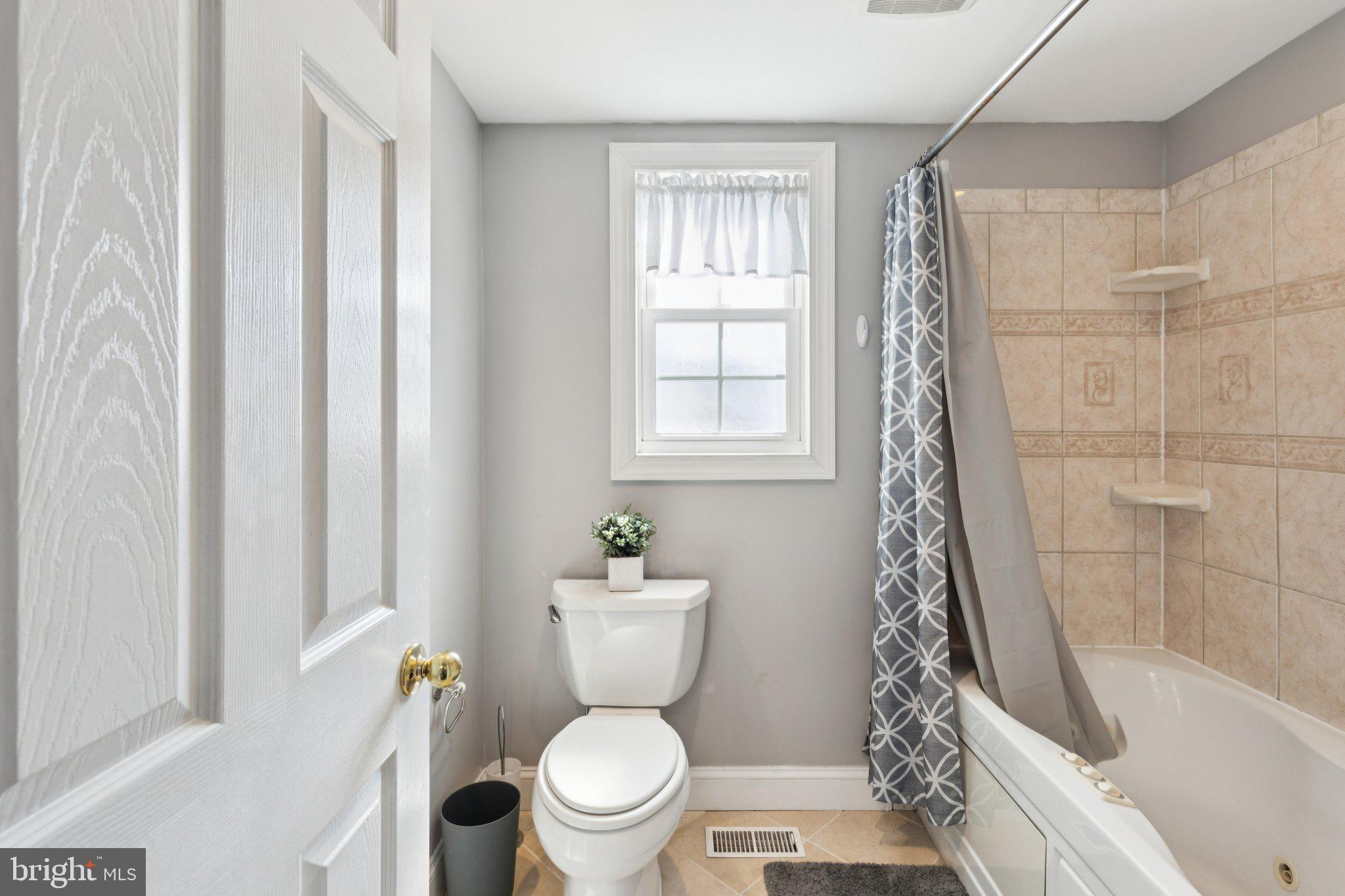 FAIRMOUNT - Residential