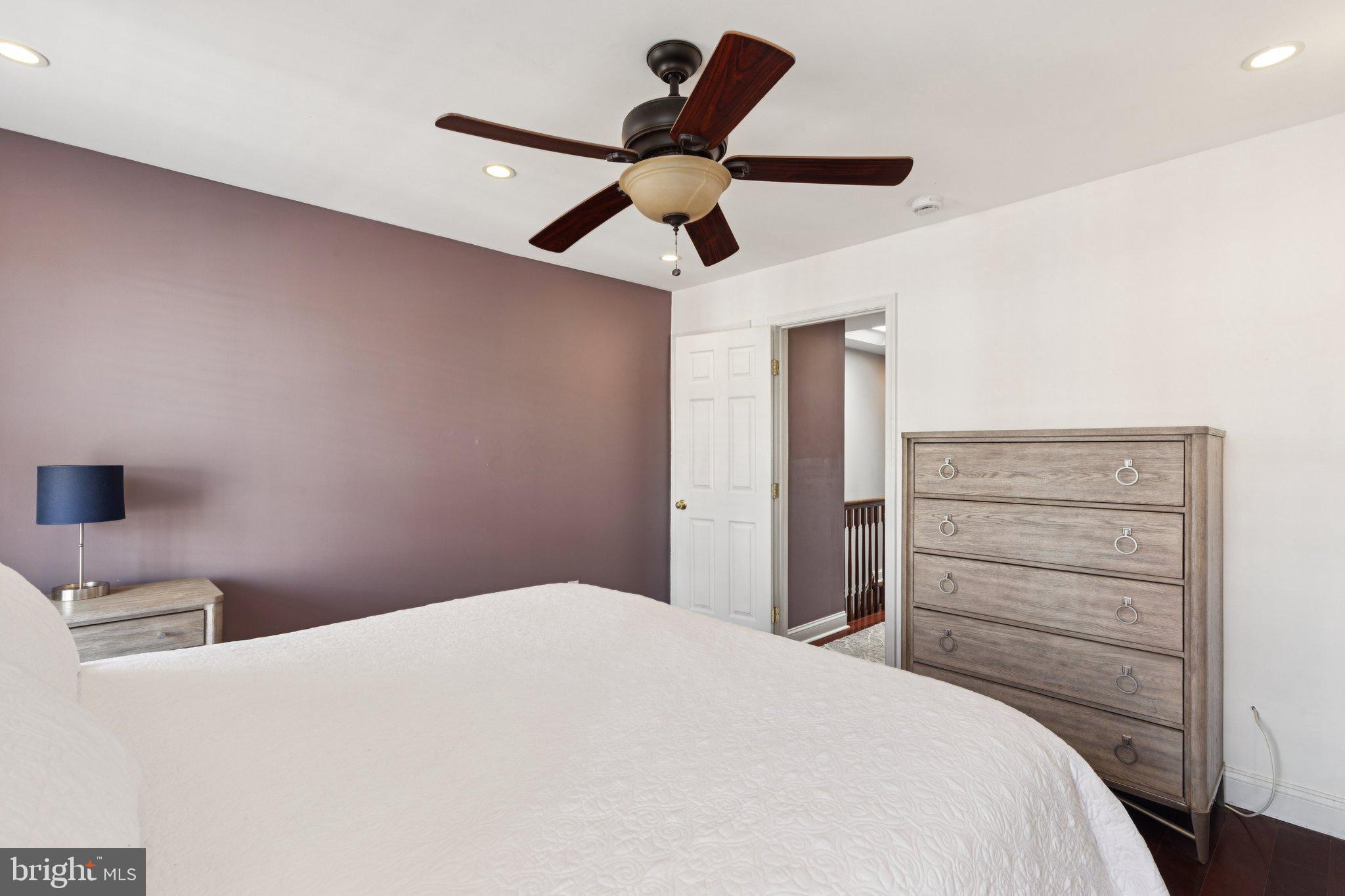 FAIRMOUNT - Residential