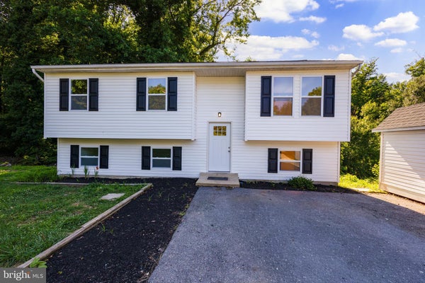 6114 4TH ST, CHESAPEAKE BEACH, MD 20732 - Image cf3592ad905a6d2d7dc910c4c3d2a56b/629078574