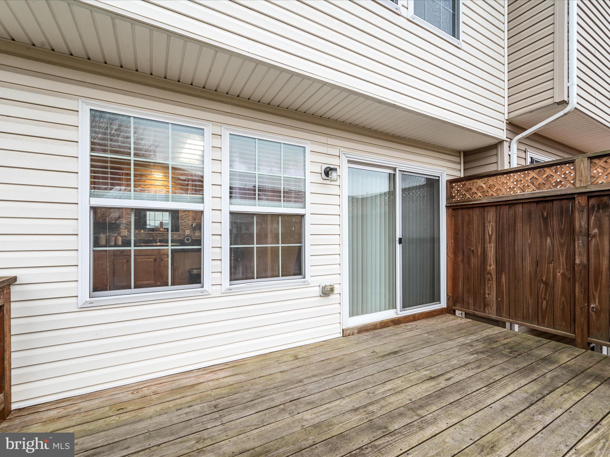 BROOKLAND MANOR - Residential