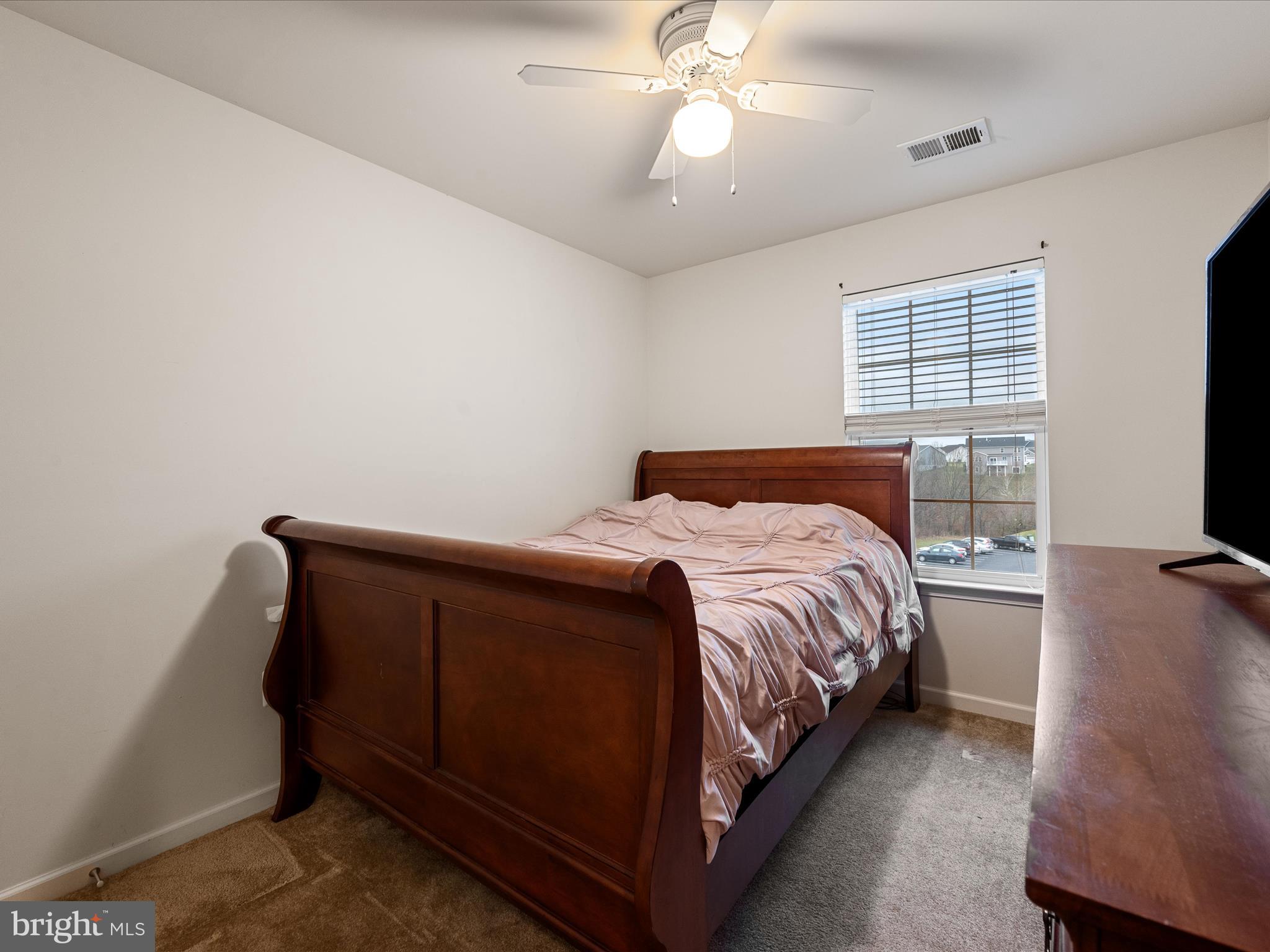 BROOKLAND MANOR - Residential