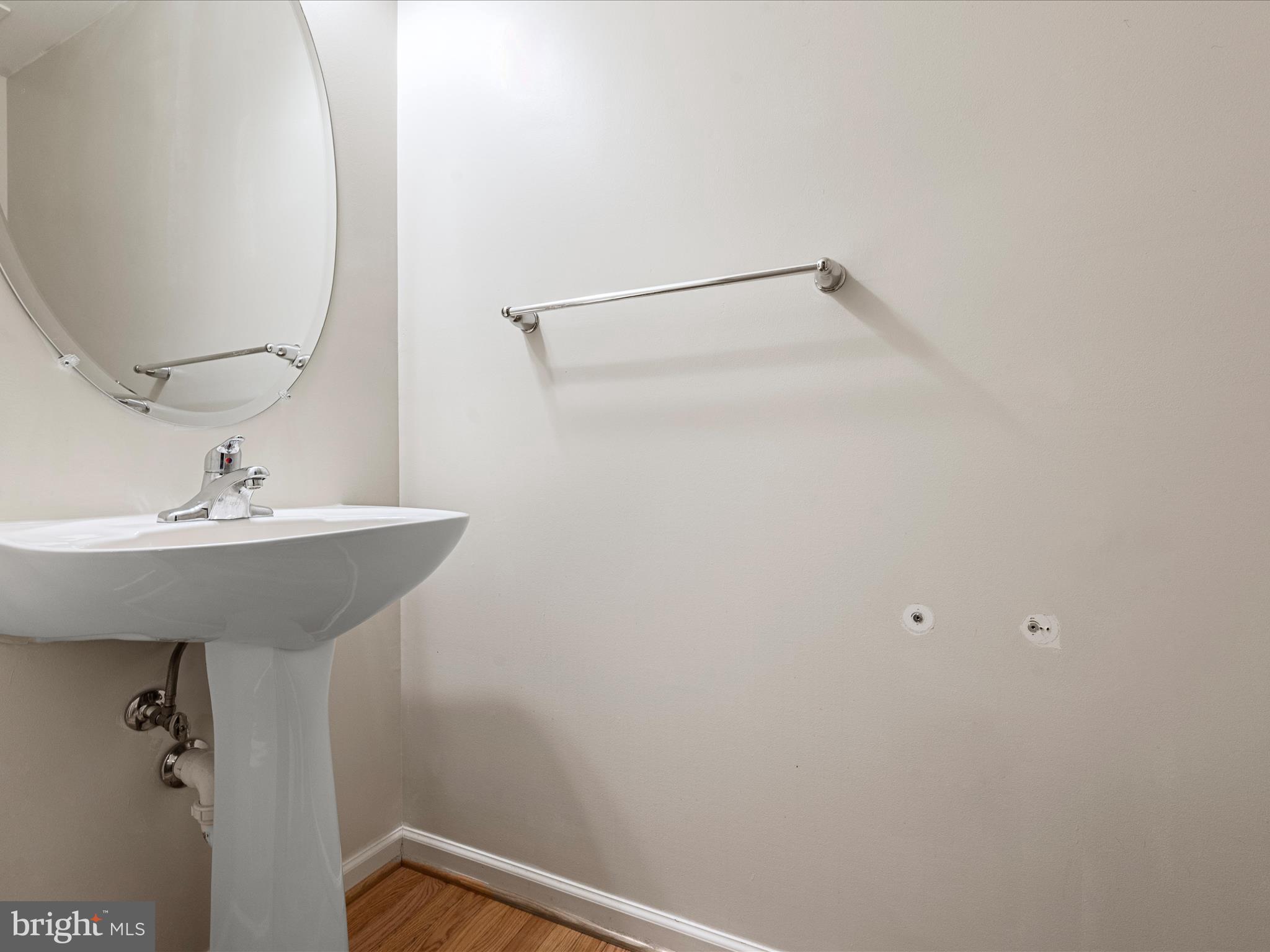 BROOKLAND MANOR - Residential