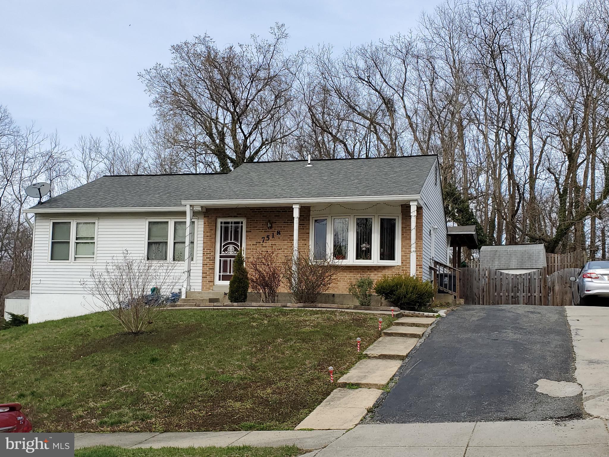 SQUIRES WOOD - Residential