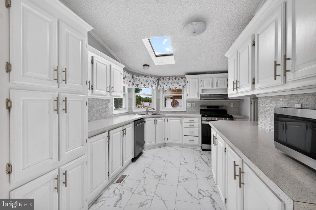 Prefab Homes Md 10018 Ichabod Lane, Middle River, MD 21220 | MLS MDBC2178732 | Listing ...