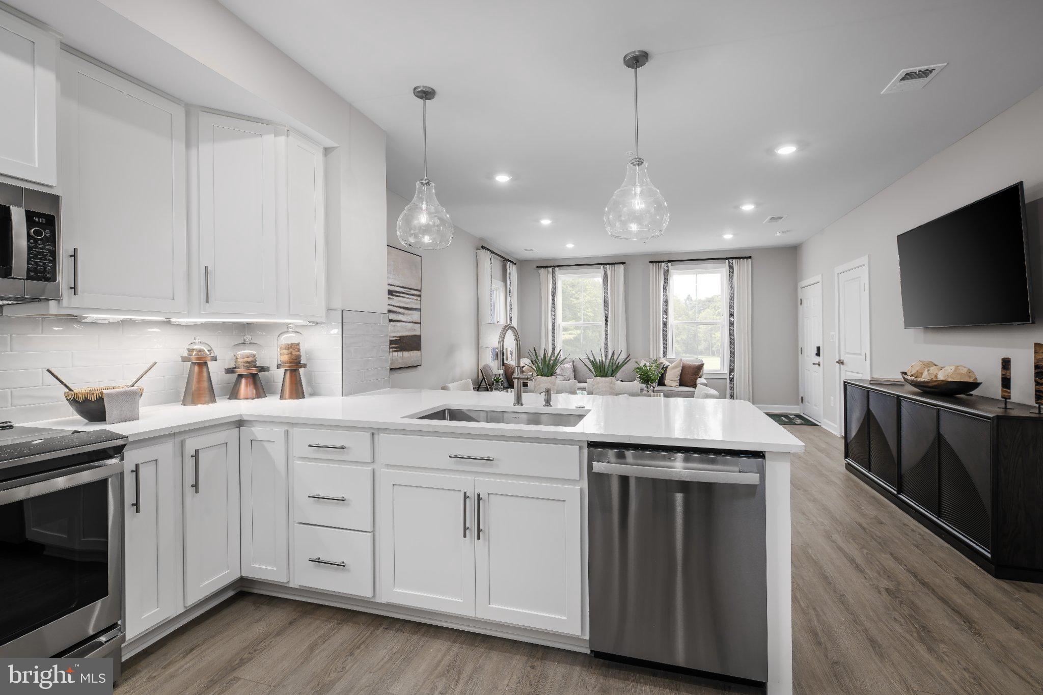 9565 LOOKOUT AVENUE LOT 101