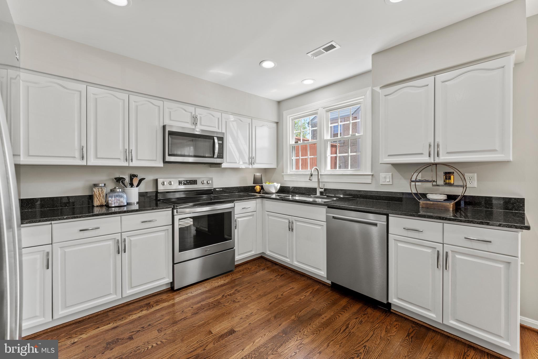 POTTERS GLEN - Residential