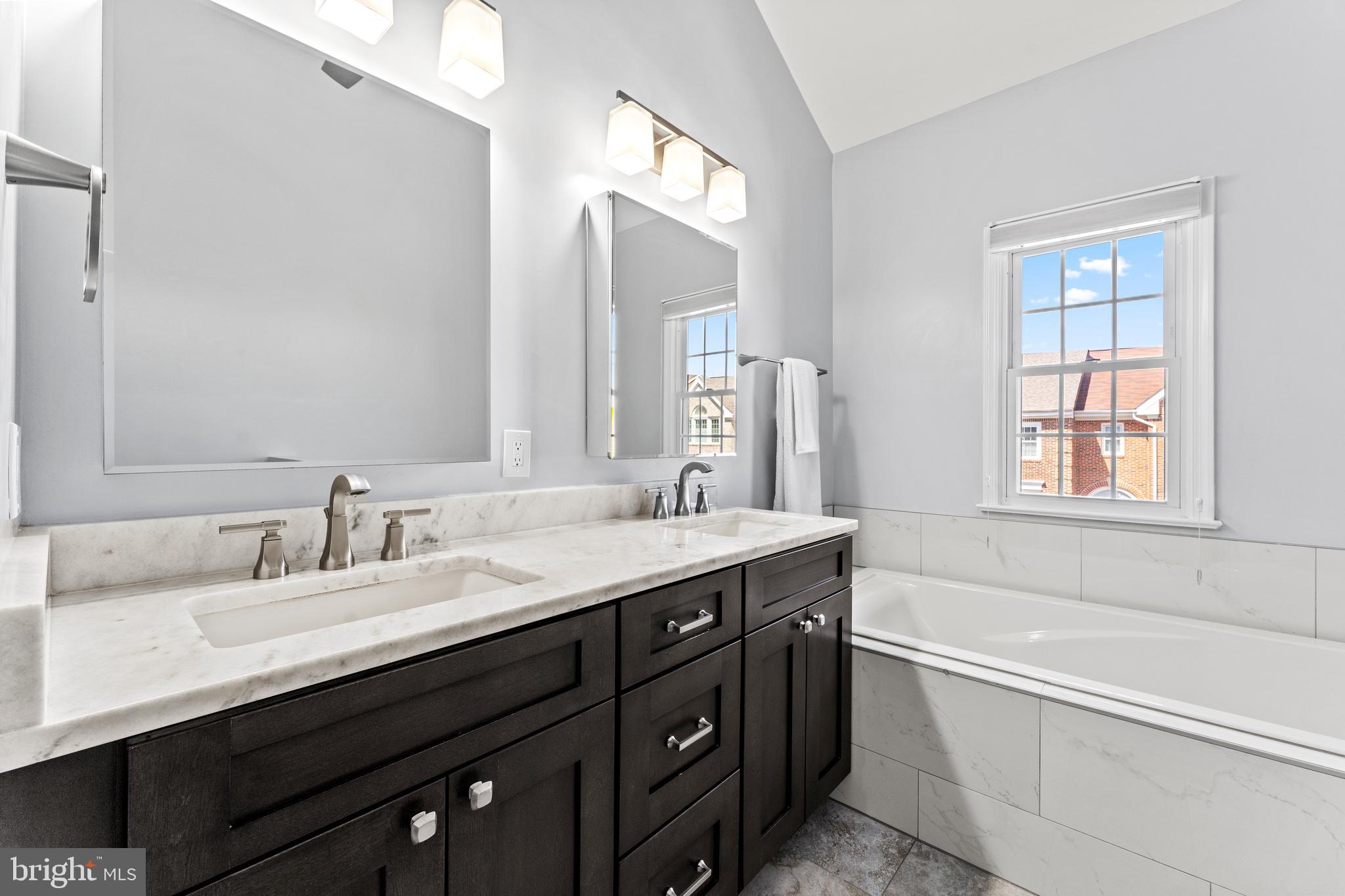 POTTERS GLEN - Residential