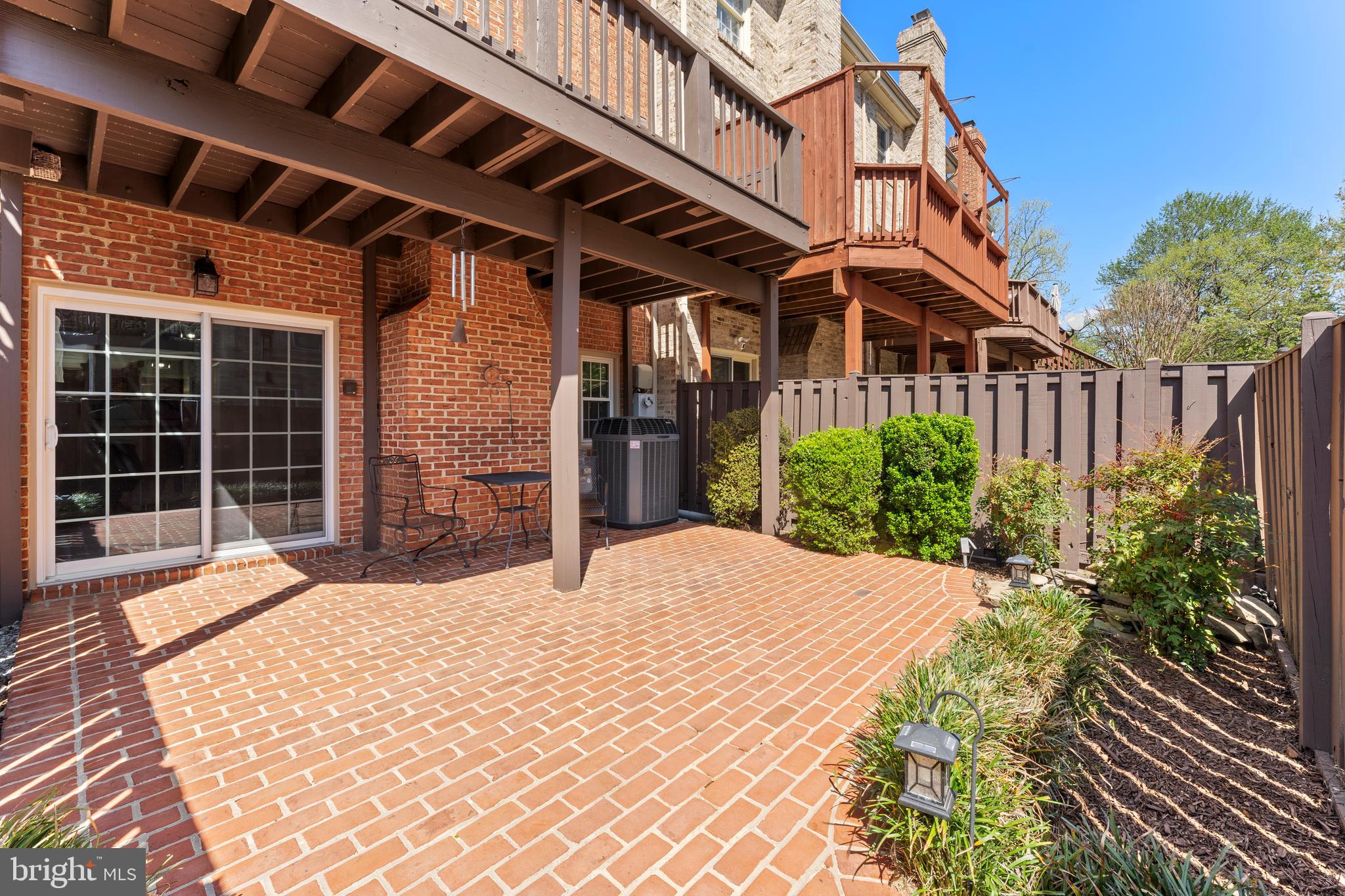 POTTERS GLEN - Residential