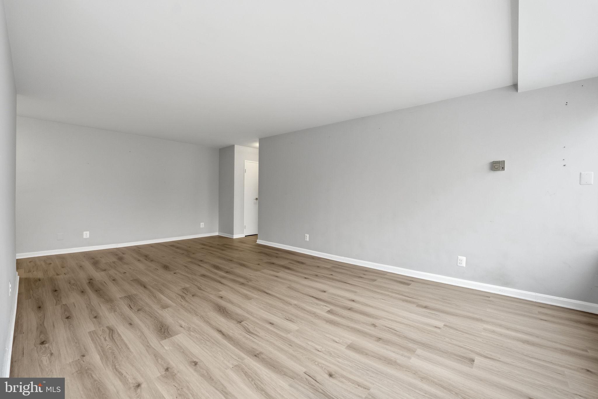 1210 N TAFT STREET 411