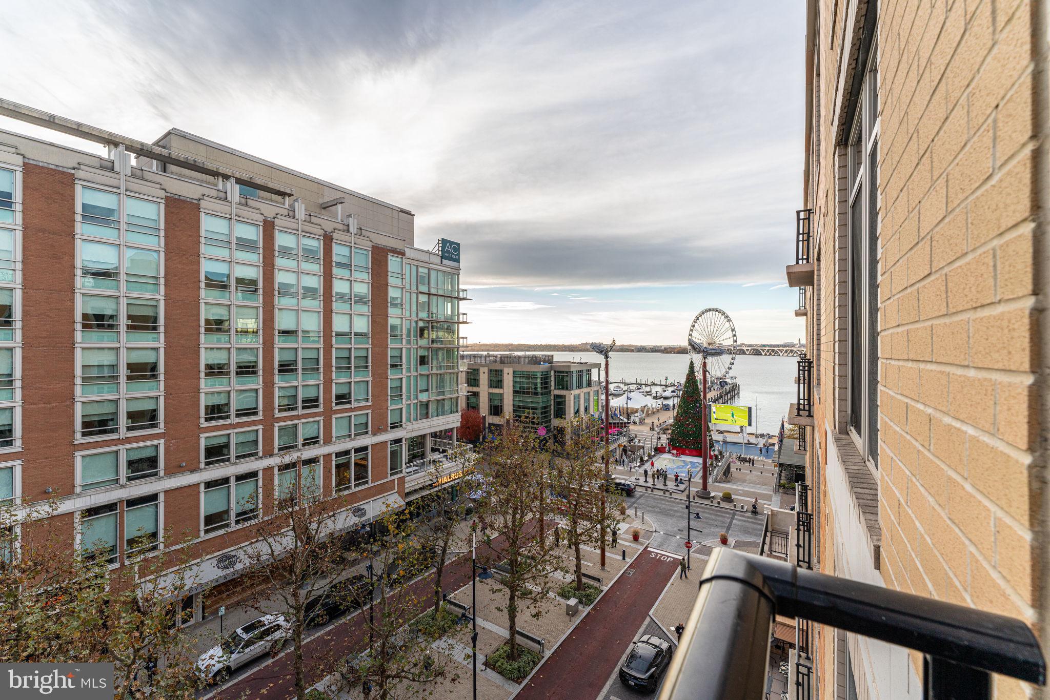 ONE NATIONAL HARBOR CONDOMINIUM - Residential Lease