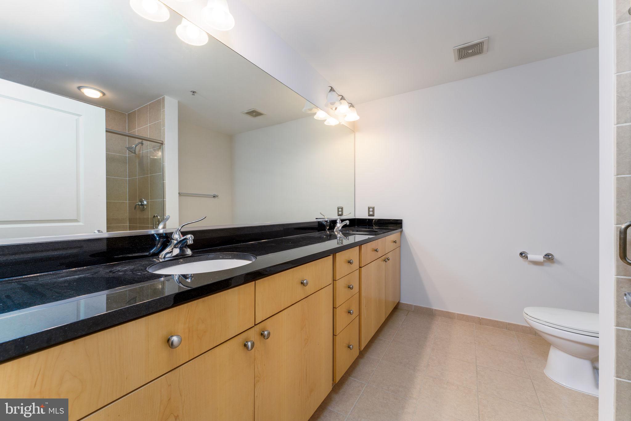 ONE NATIONAL HARBOR CONDOMINIUM - Residential Lease