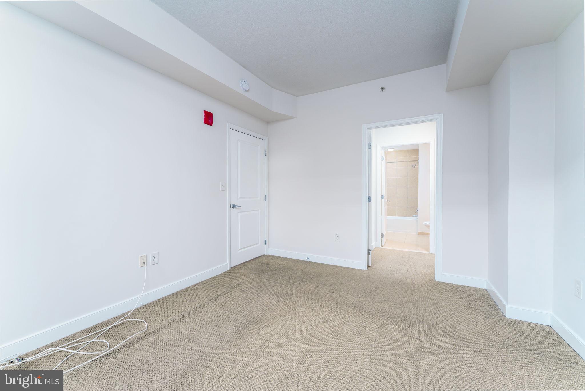 ONE NATIONAL HARBOR CONDOMINIUM - Residential Lease