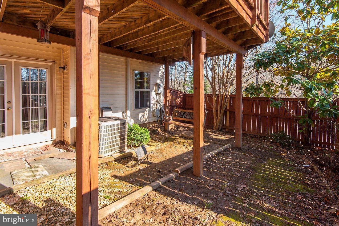 MCNAIR FARMS LANDBAY 11 - Residential Lease