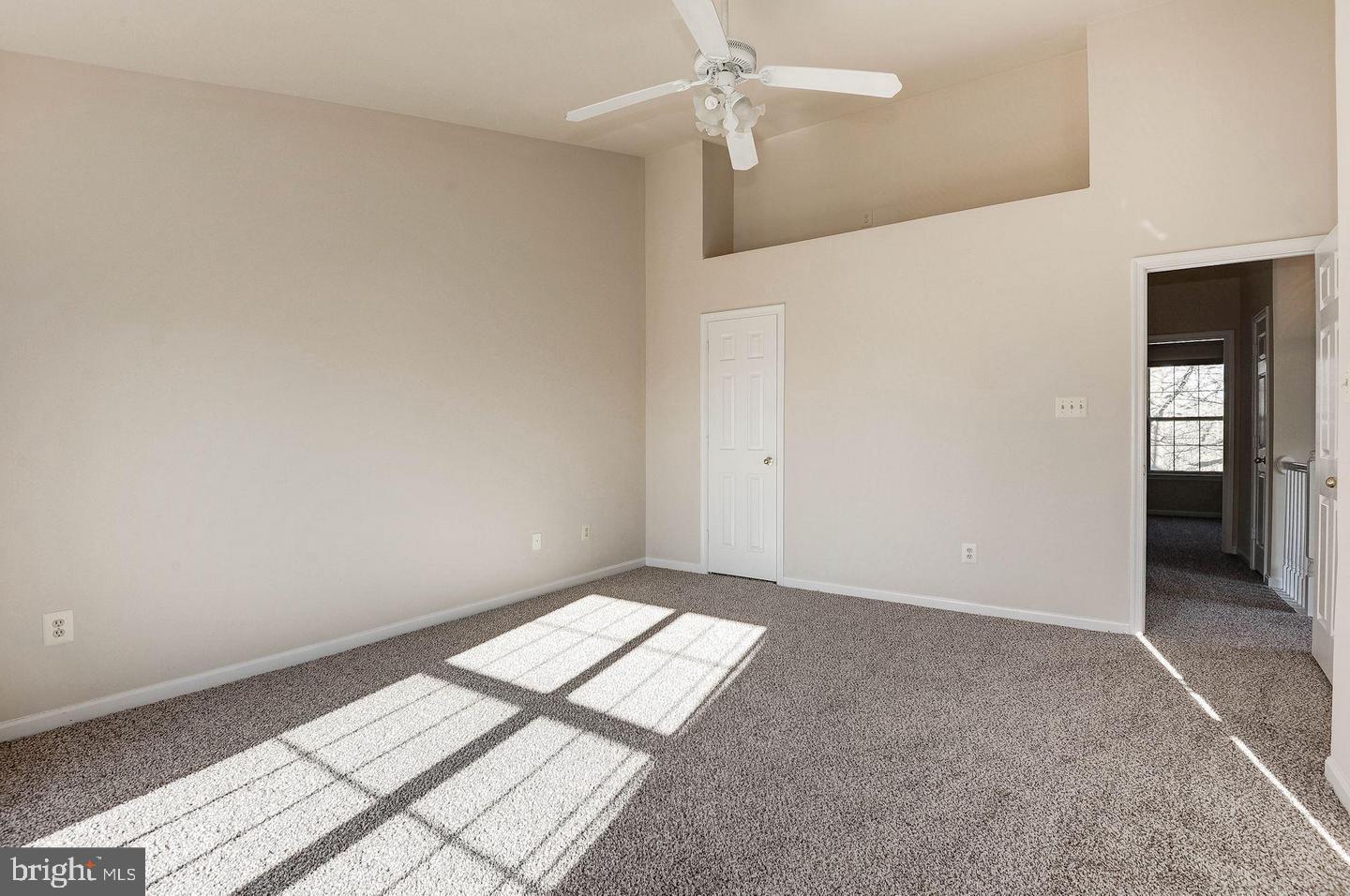 MCNAIR FARMS LANDBAY 11 - Residential Lease