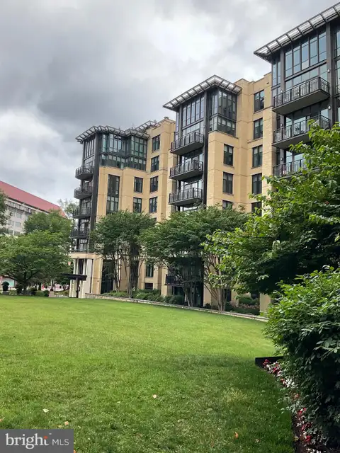 MLS: DCDC2201908