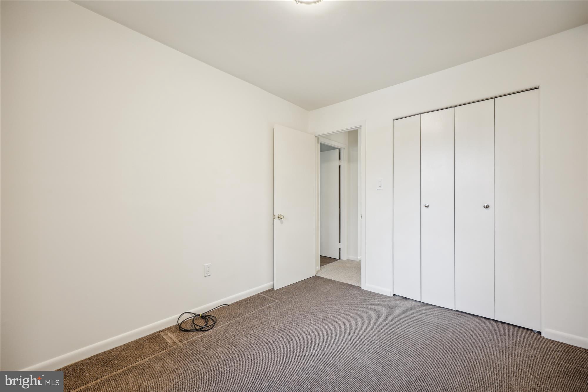 REGENCY ESTATES - Residential