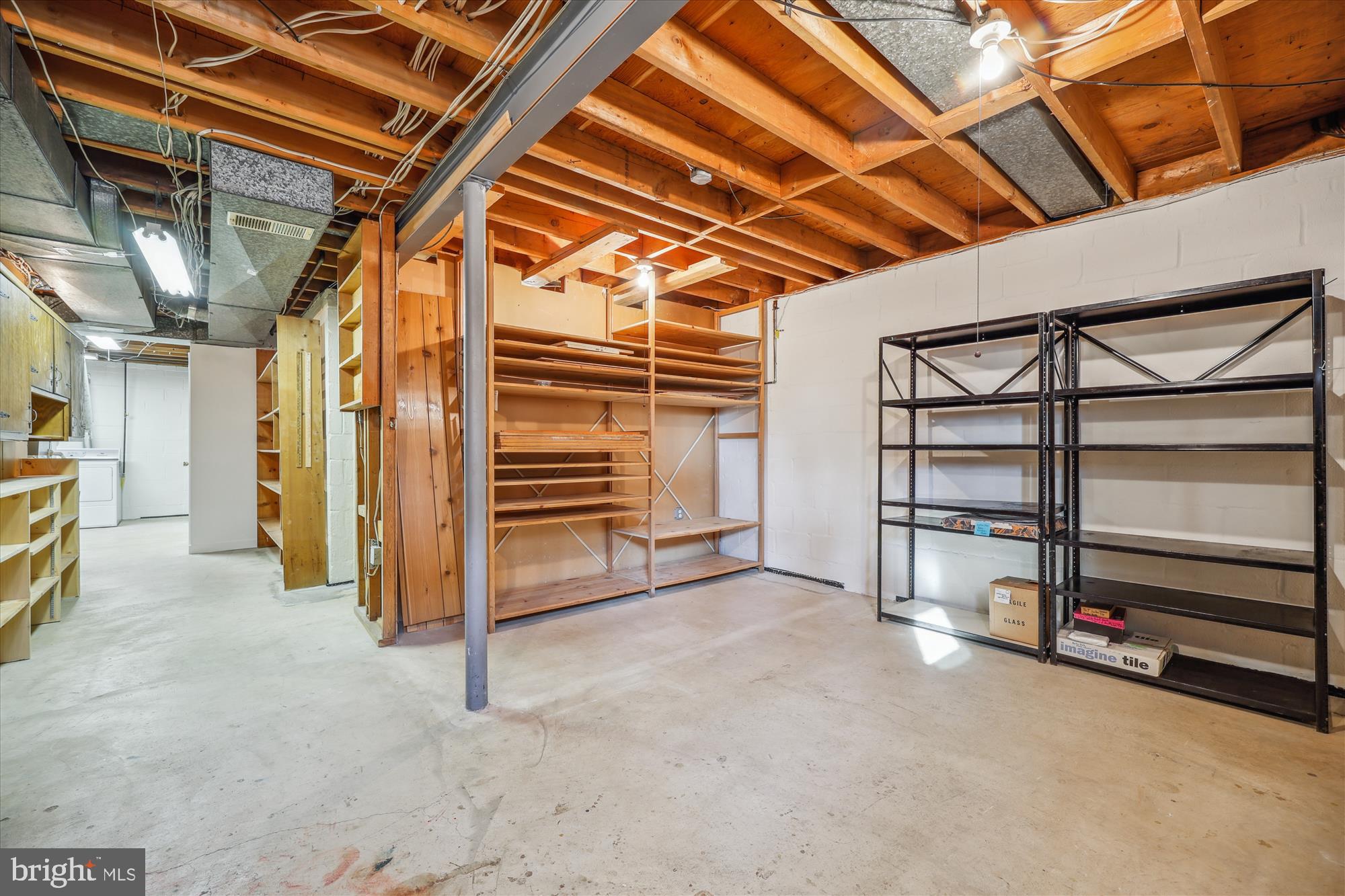 REGENCY ESTATES - Residential