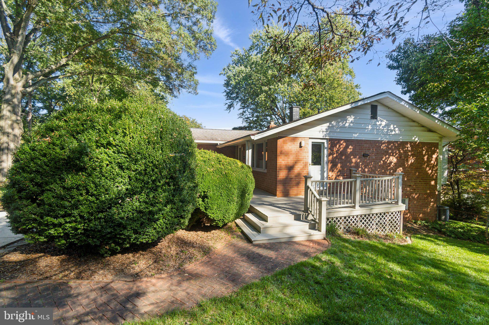 REGENCY ESTATES - Residential