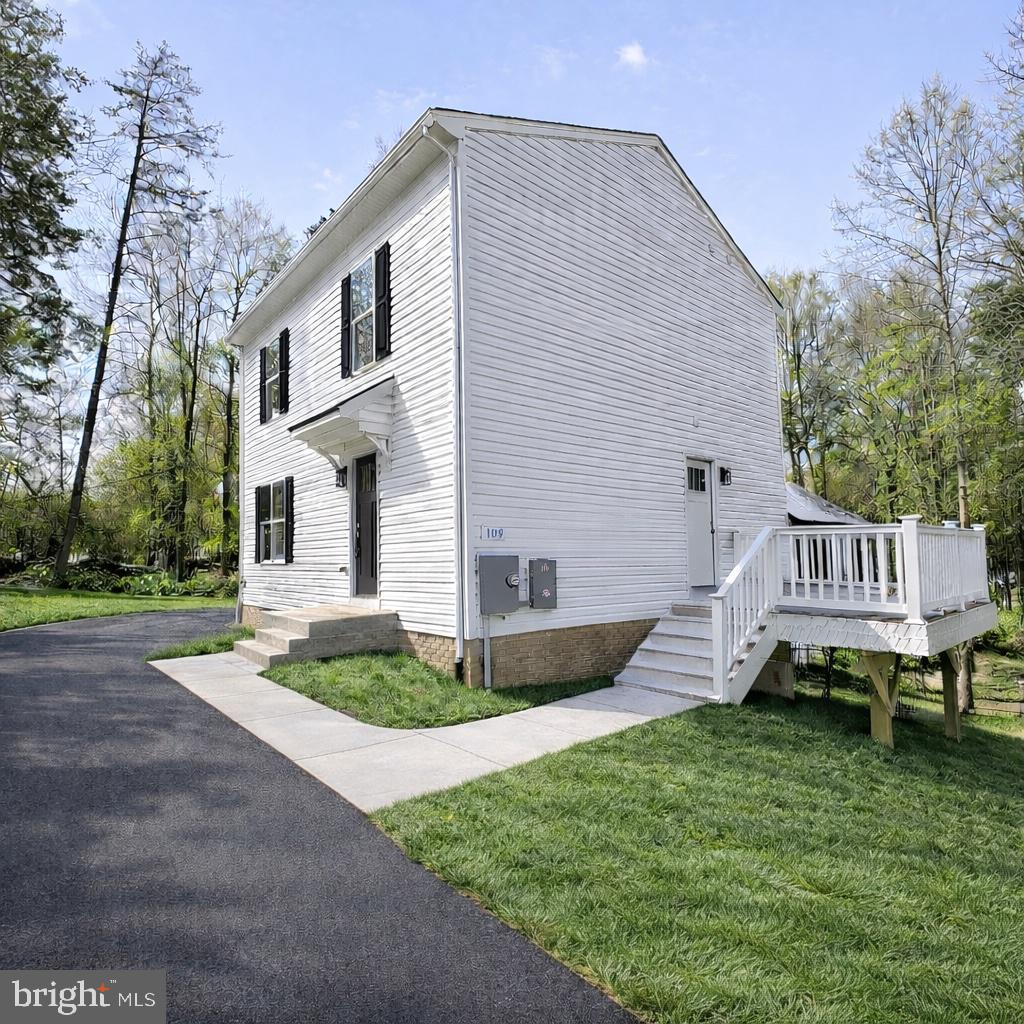 HIDDEN LAKE - Residential