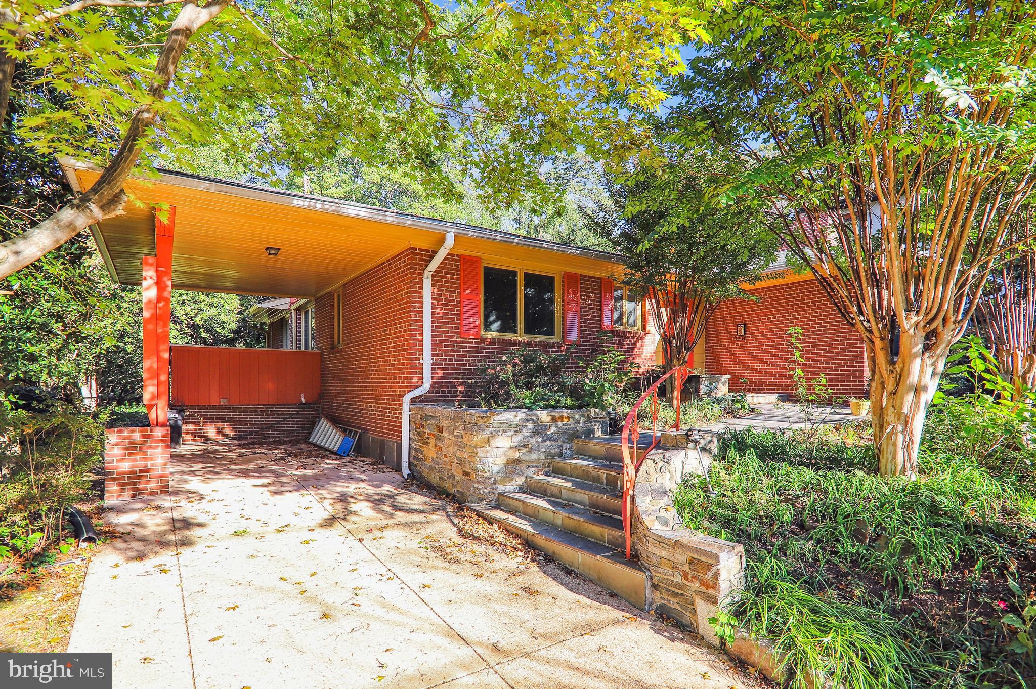 SOMERSET HEIGHTS - Residential