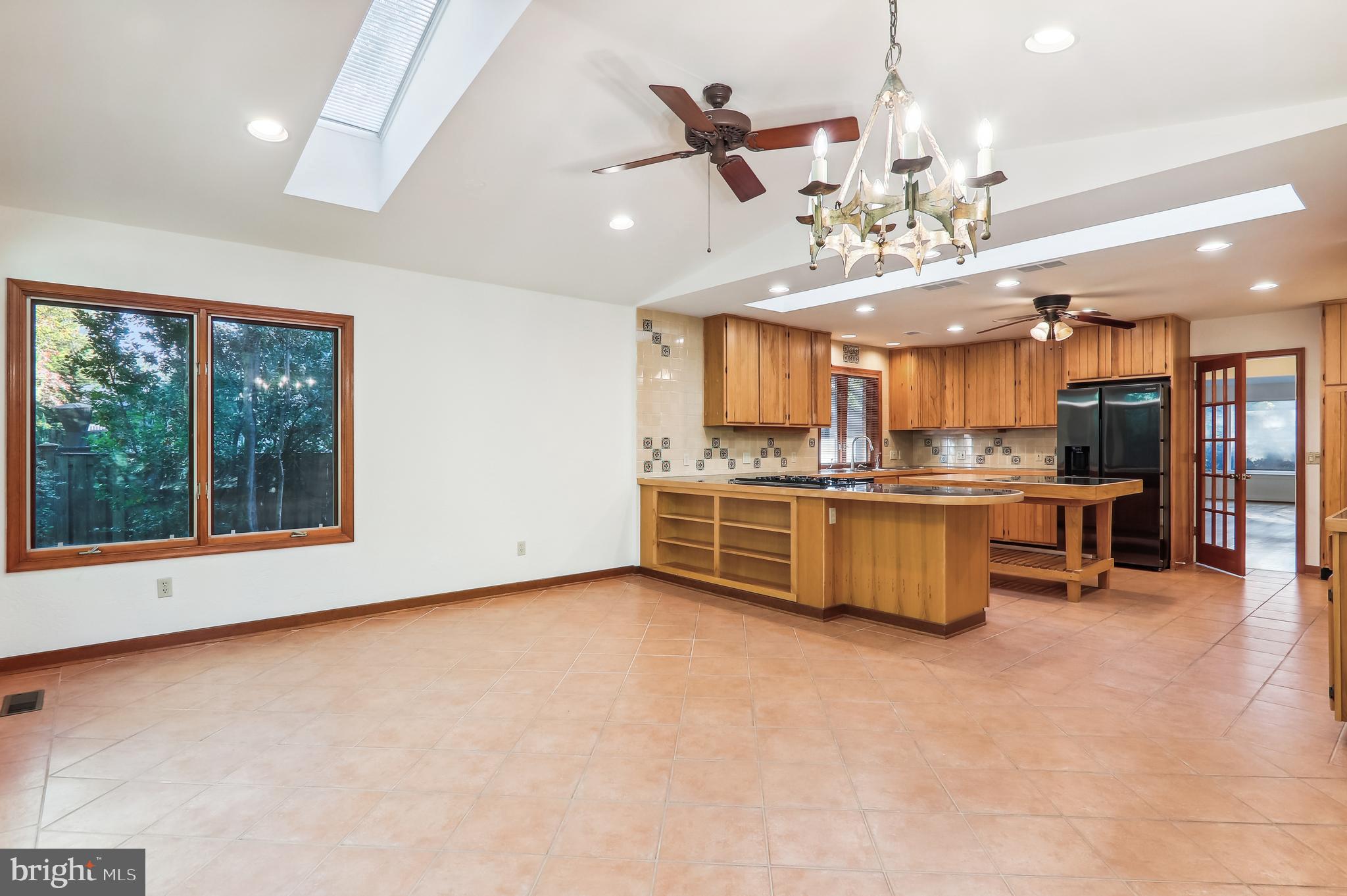 SOMERSET HEIGHTS - Residential