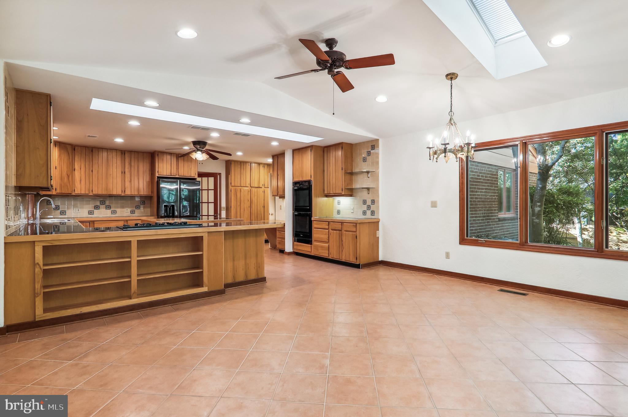 SOMERSET HEIGHTS - Residential