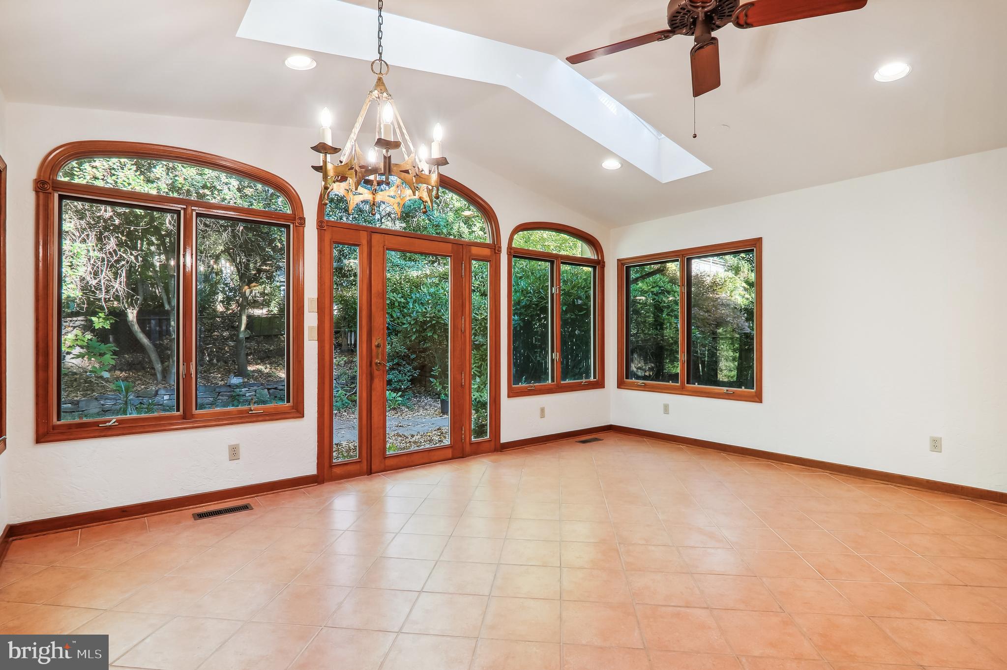 SOMERSET HEIGHTS - Residential